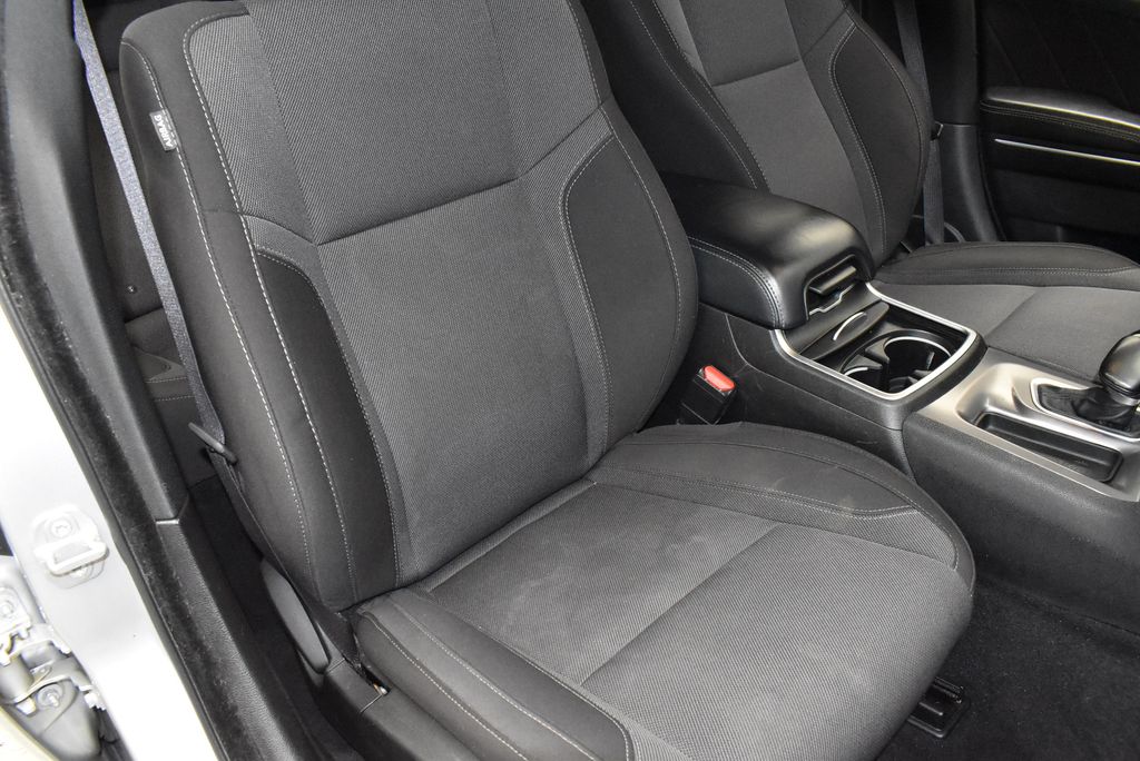 Thumbnail: 2022 Dodge Charger - 24