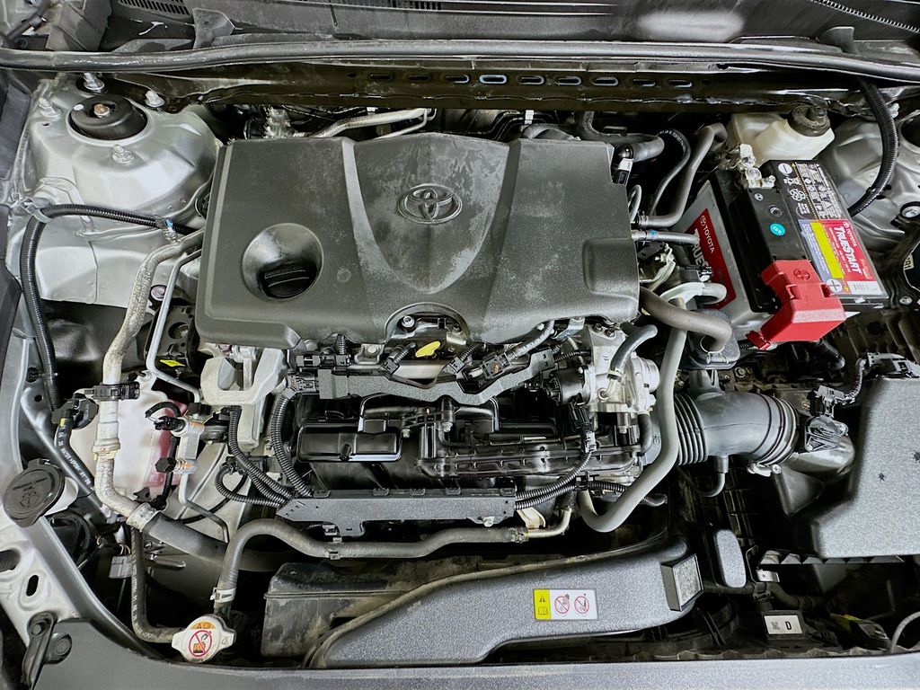 Thumbnail: 2021 Toyota Camry - 28