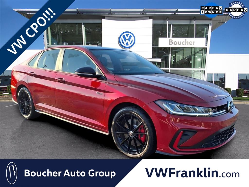 Kings Red Metallic w/Deep Black Roof 2025 Volkswagen Jetta GLI Sedan Front-Wheel Drive Automatic