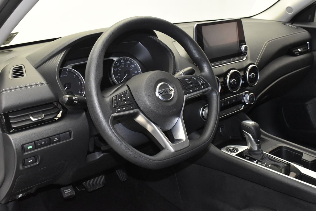 Thumbnail: 2023 Nissan Sentra - 15