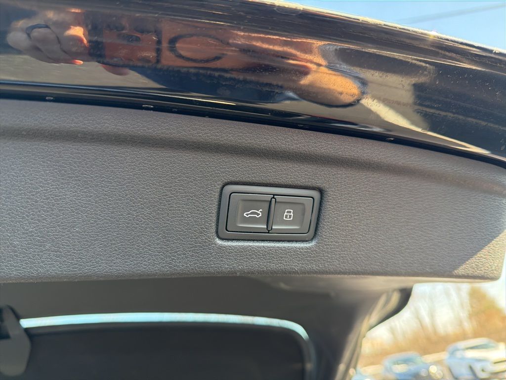 Thumbnail: 2018 Audi S5 - 23