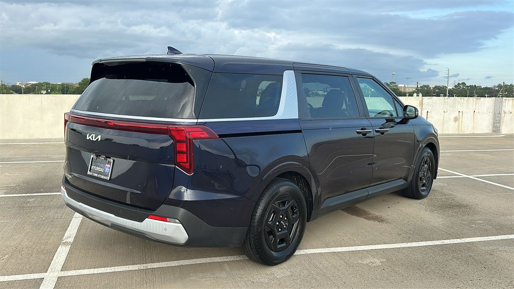 2026 Kia Carnival LXS - 11