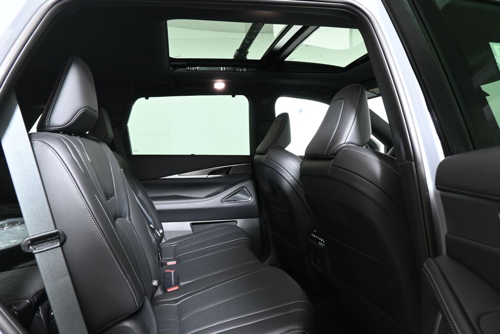 2025 INFINITI QX60 Luxe 22