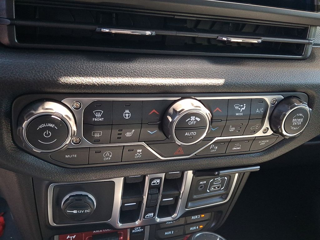 New 2026 Jeep Wrangler SUV