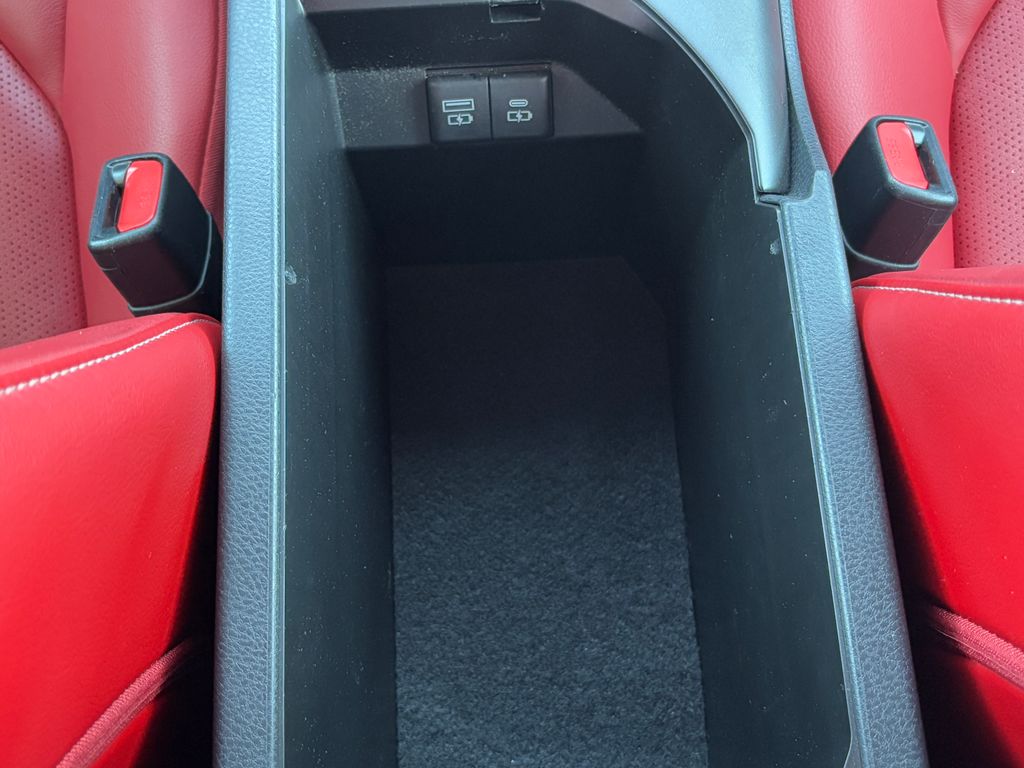 2022 Toyota Camry XSE 18