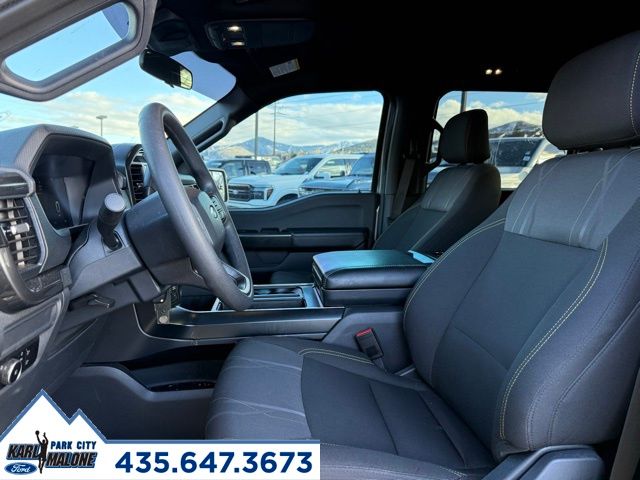 View vehicle photo 5