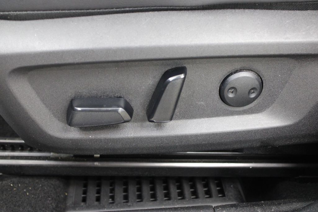 used 2022 Nissan Rogue car, priced at $22,550