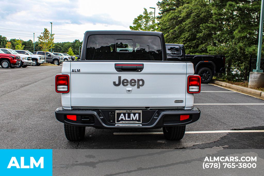 2023 Jeep Gladiator Overland photo 10