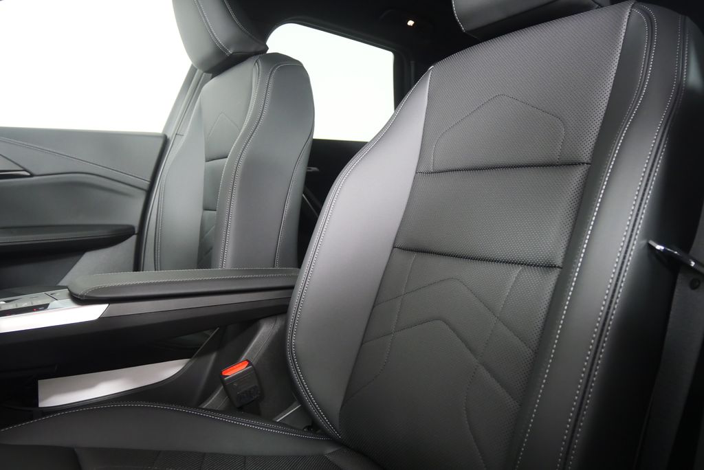 Thumbnail: 2026 BMW X1 - 10