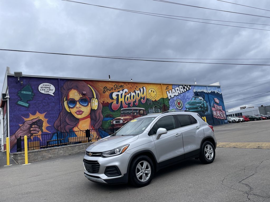 2019 Chevrolet Trax LT's photo