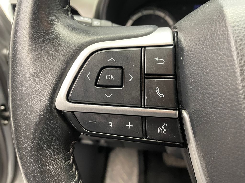 2022 Toyota Highlander LE 22