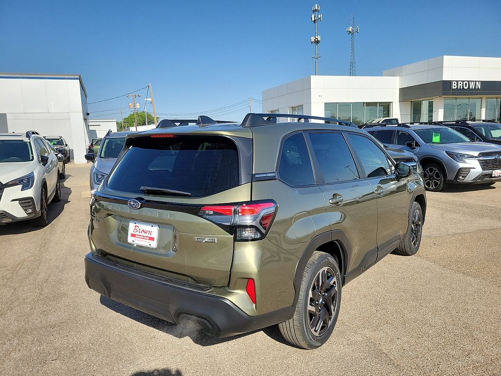 2026 Subaru Forester Premium Hybrid - 9