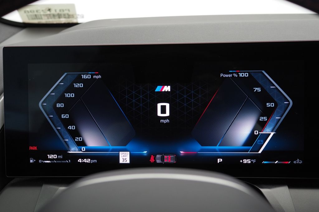 Thumbnail: 2025 BMW X3 - 14
