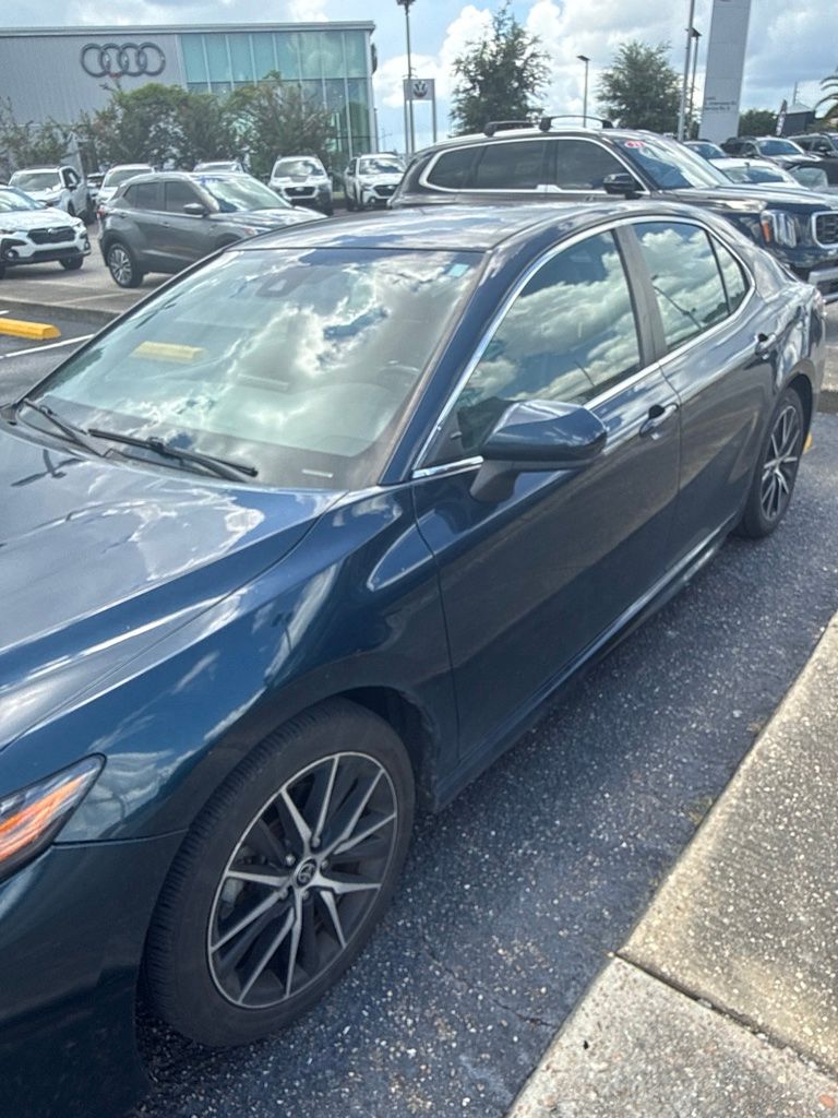 Dark Blue 2021 Toyota Camry Sedan Front-Wheel Drive 8-Speed Automatic