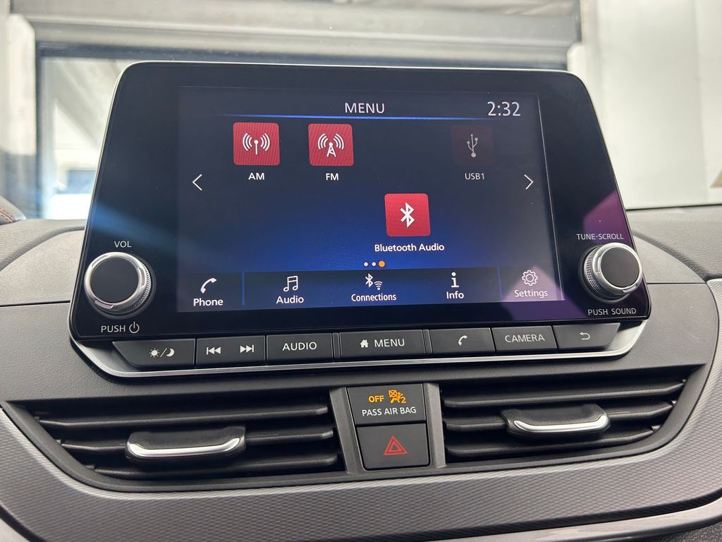 Used 2024 Scarlet Ember Nissan 2.5 SR image 17