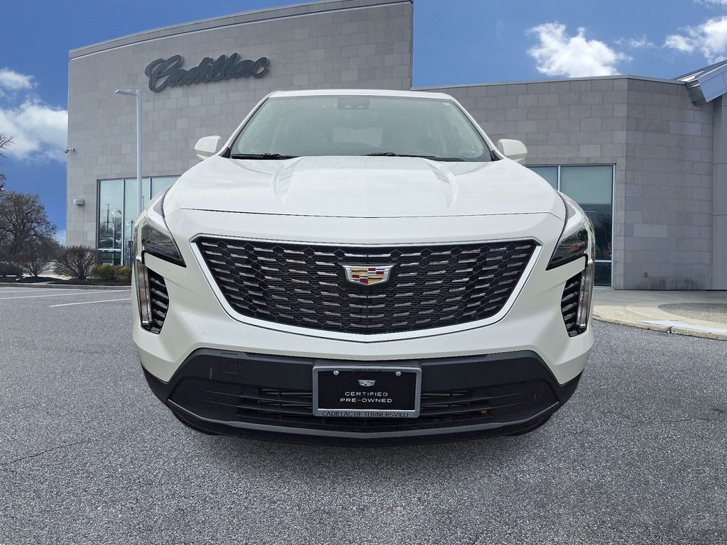Thumbnail: 2022 Cadillac XT4 - 2