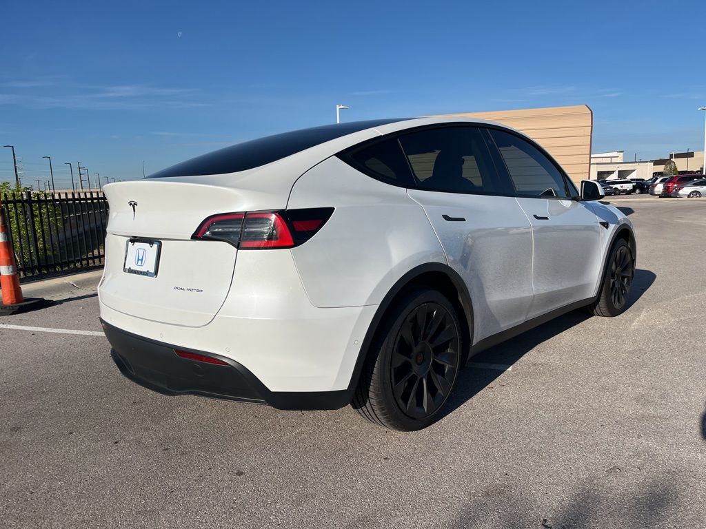 Thumbnail: 2021 Tesla Model Y - 4