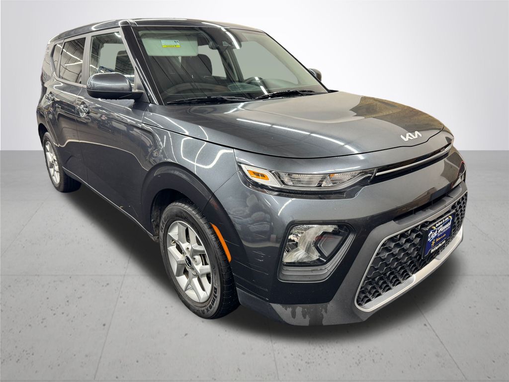 2022 Kia Soul LX