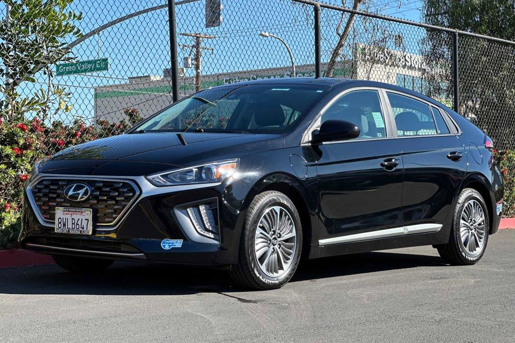 2021 Hyundai Ioniq Plug-In Hybrid SE 10