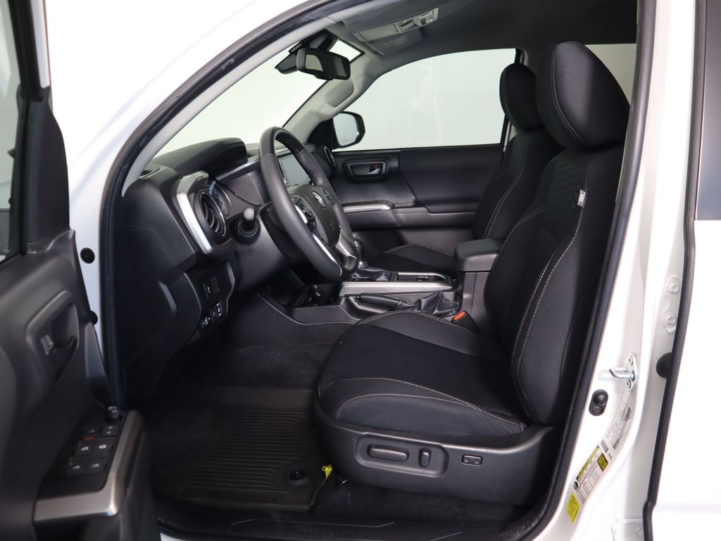 Thumbnail: 2023 Toyota Tacoma - 20