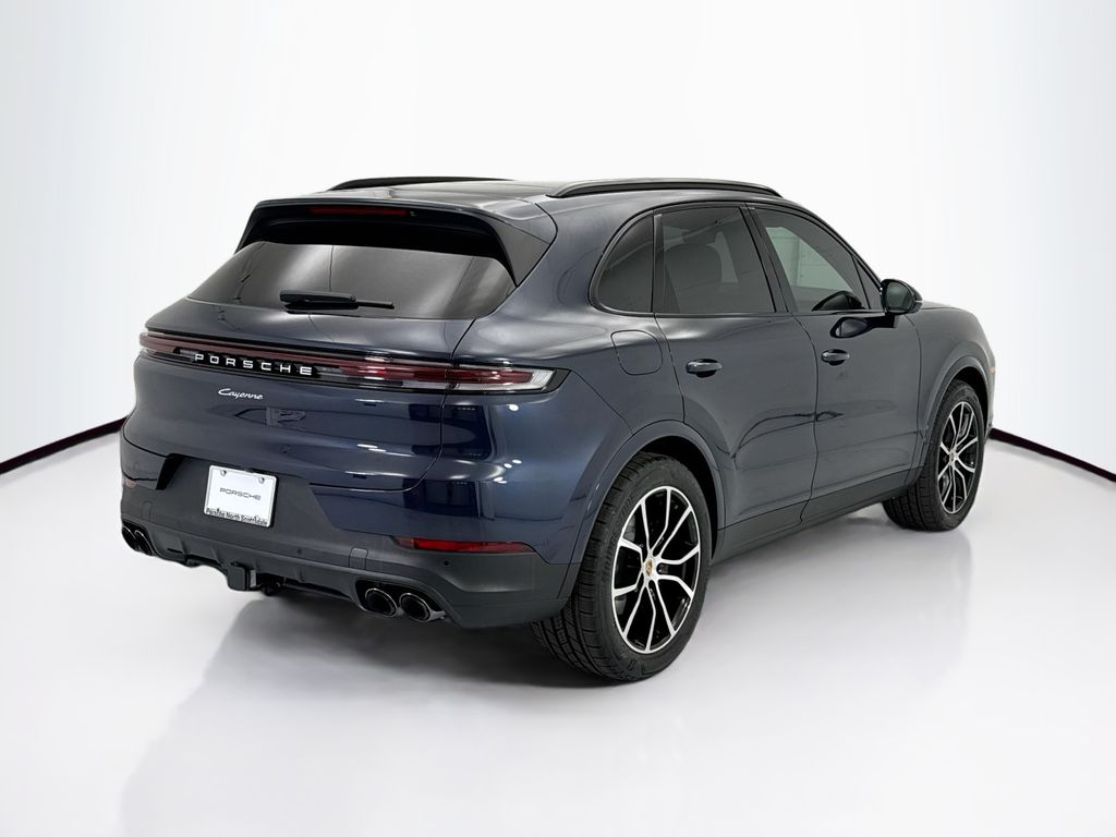 Thumbnail: 2026 Porsche Cayenne - 7