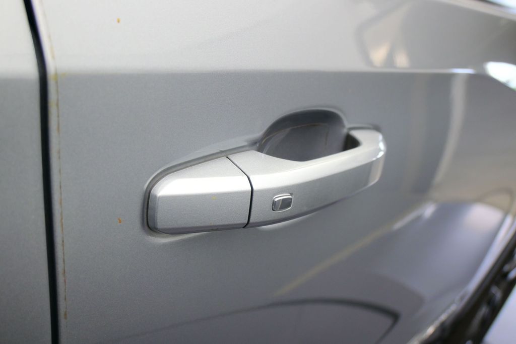 Used 2024 Sterling Metallic GMC Elevation image 50