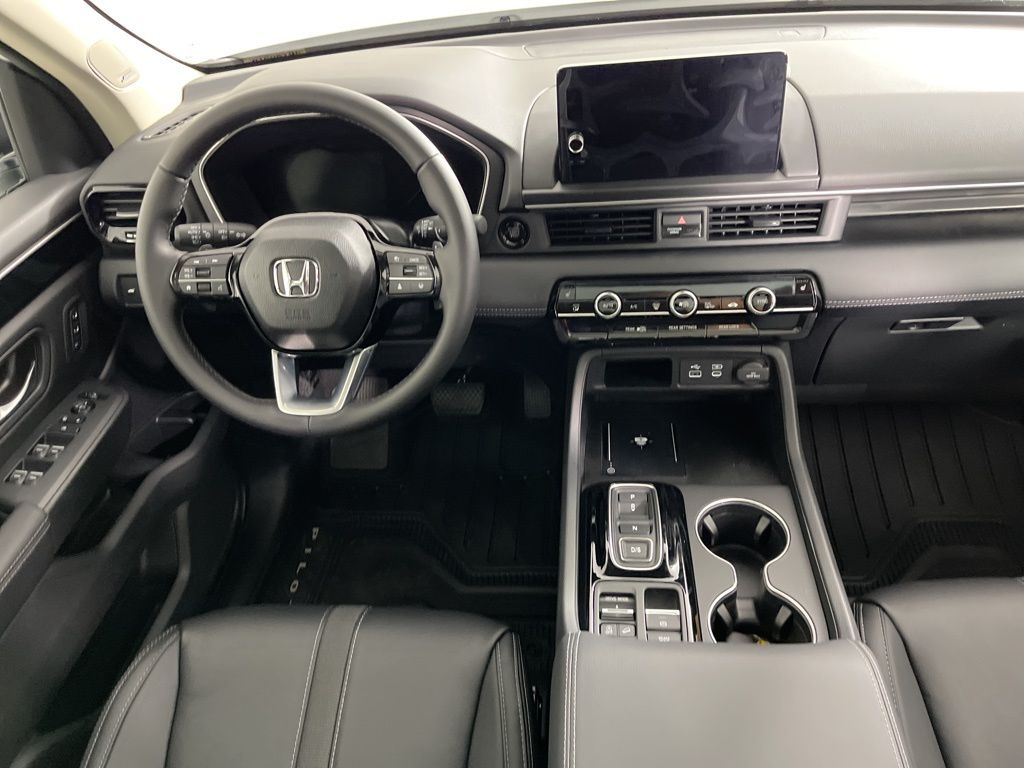 Thumbnail: 2025 Honda Pilot - 15