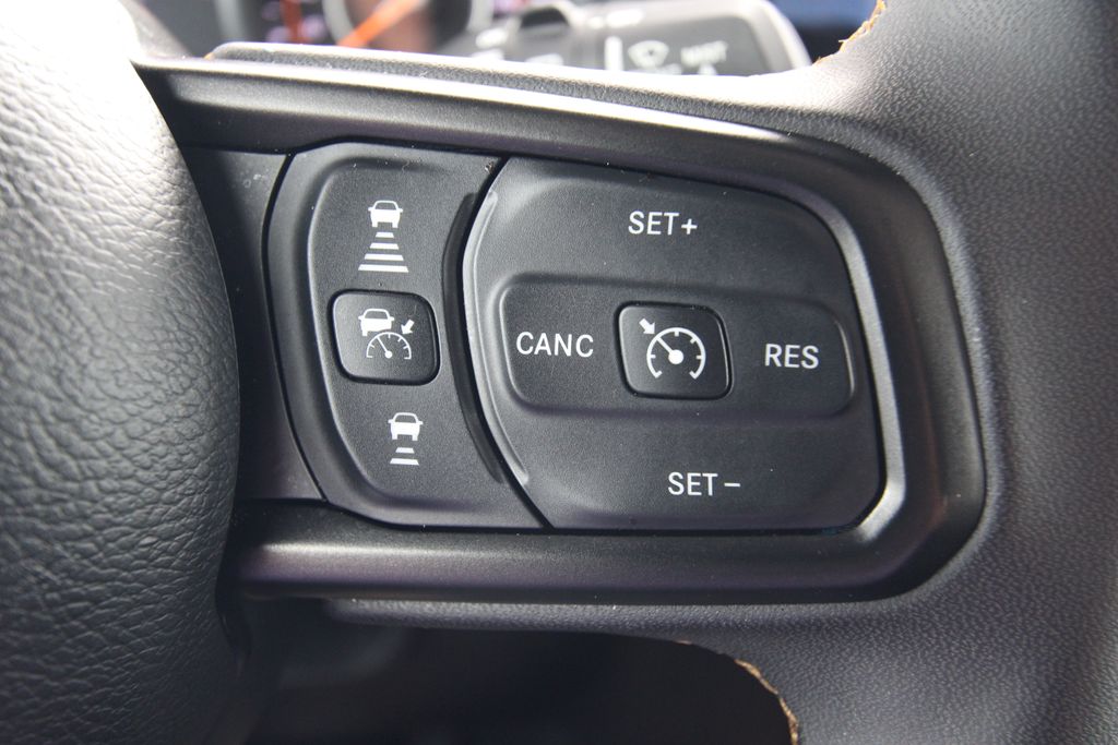 Used 2024 Jeep Wrangler SUV