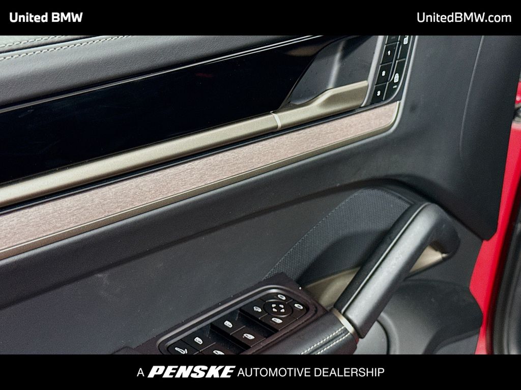 Thumbnail: 2025 Porsche Cayenne - 3