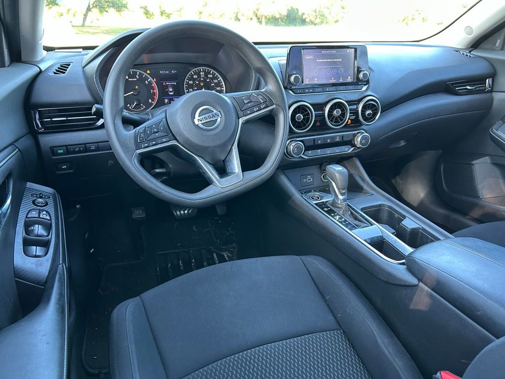 Thumbnail: 2020 Nissan Sentra - 12