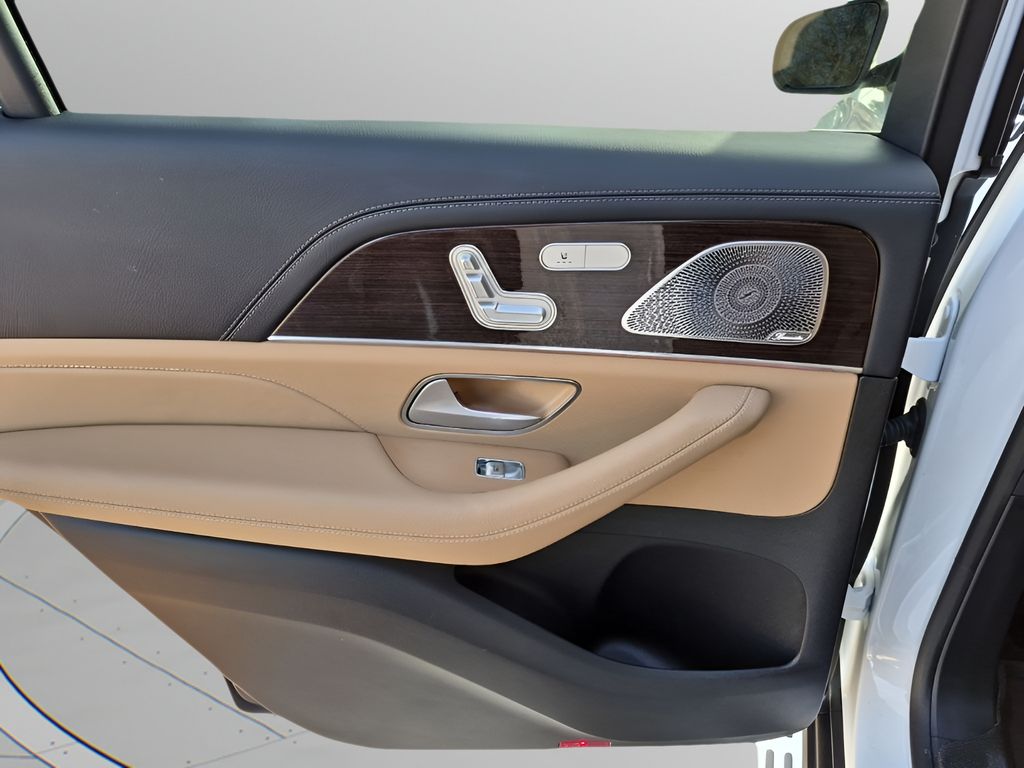 Used Car 2024 Mercedes-benz Gls  Gls 450 For Sale Under $80,000 In Austin, Texas