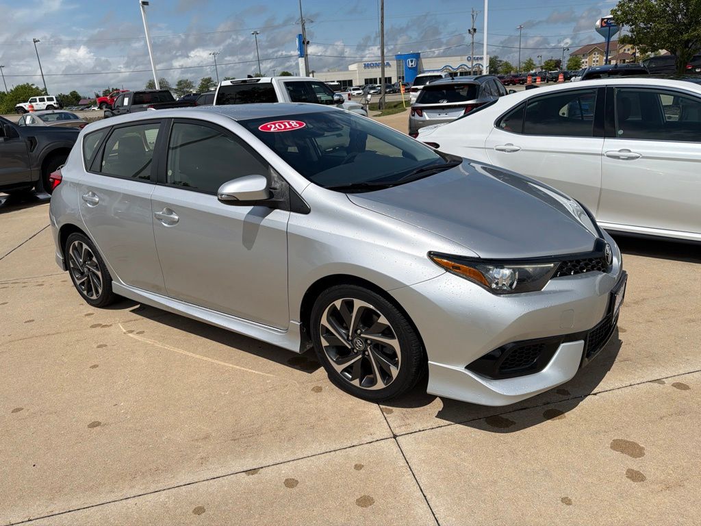Classic Silver Metallic 2018 Toyota Corolla Sedan 7-Speed Automatic