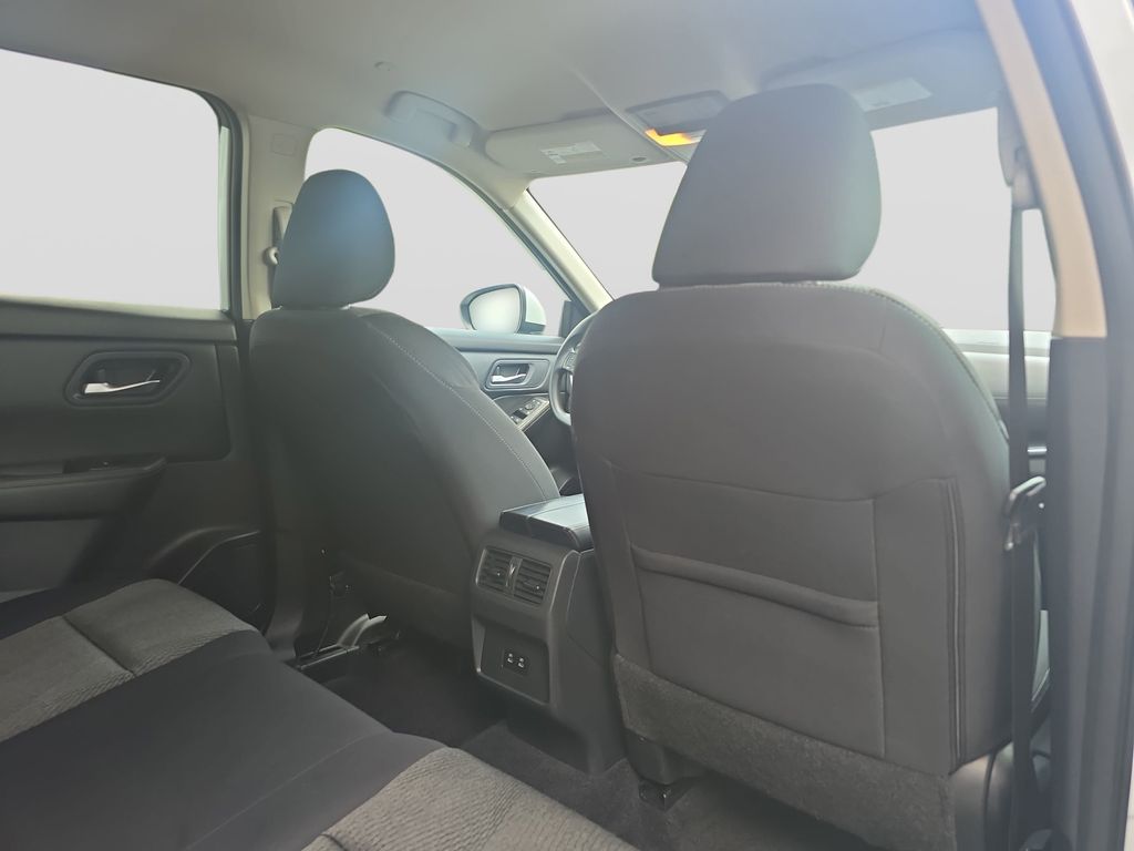Used 2024 Nissan Rogue SUV