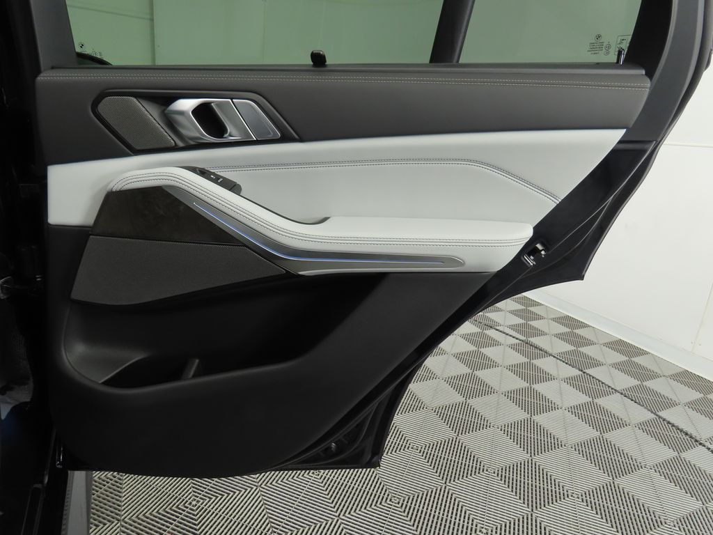 Thumbnail: 2026 BMW X5 - 28