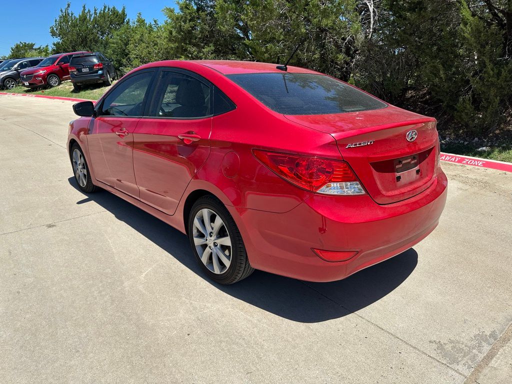2014 Hyundai Accent GLS 4