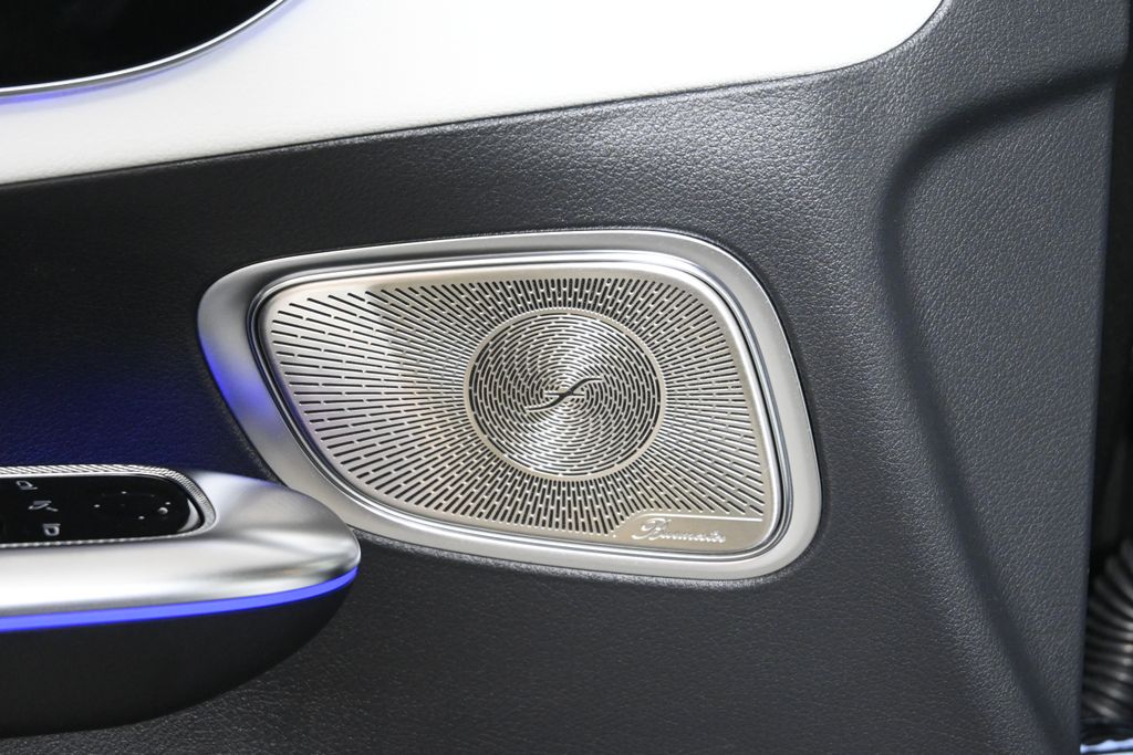 2025 Mercedes-Benz GLC 300 22