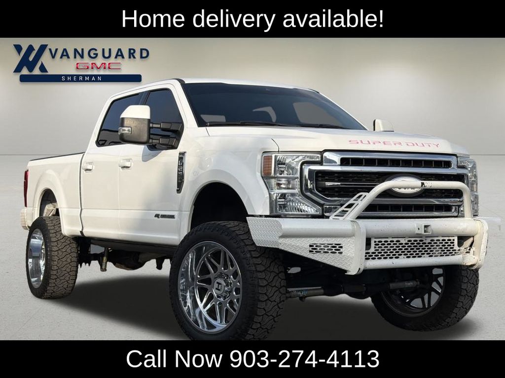 White Metallic 2022 Ford F-250 Super Duty Lariat Crew Cab 4WD Pickup Truck Four-Wheel Drive Automatic