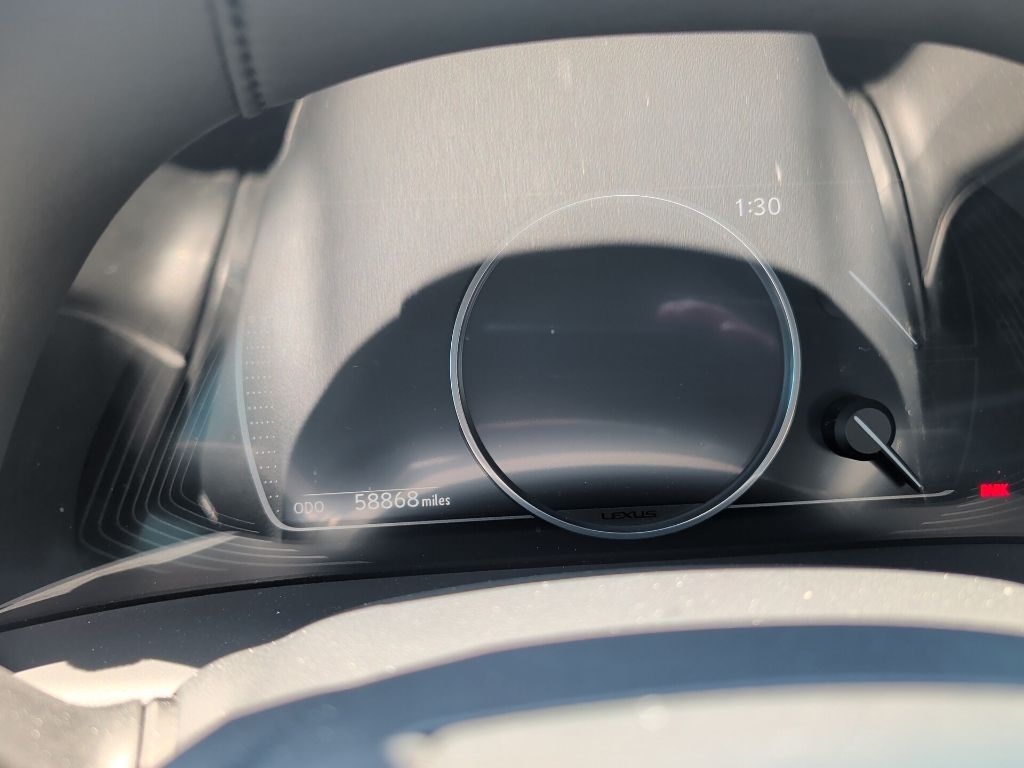 Thumbnail: 2021 Lexus ES - 2