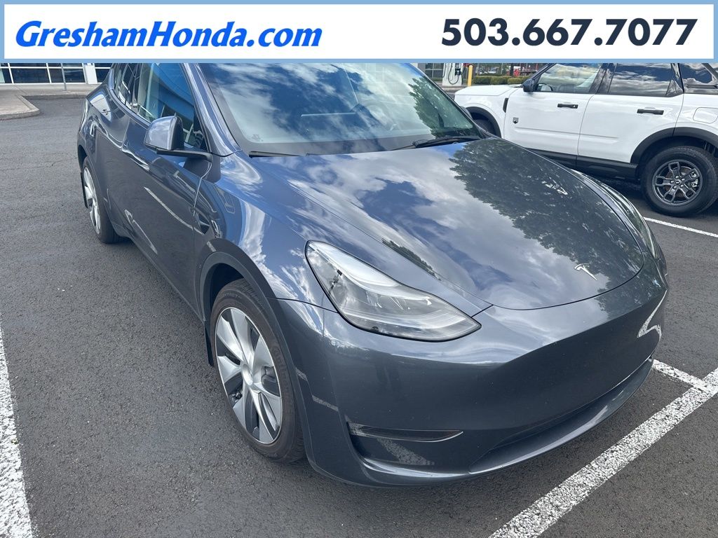 2023 Tesla Model Y Long Range Dual Motor All-Wheel Drive's photo