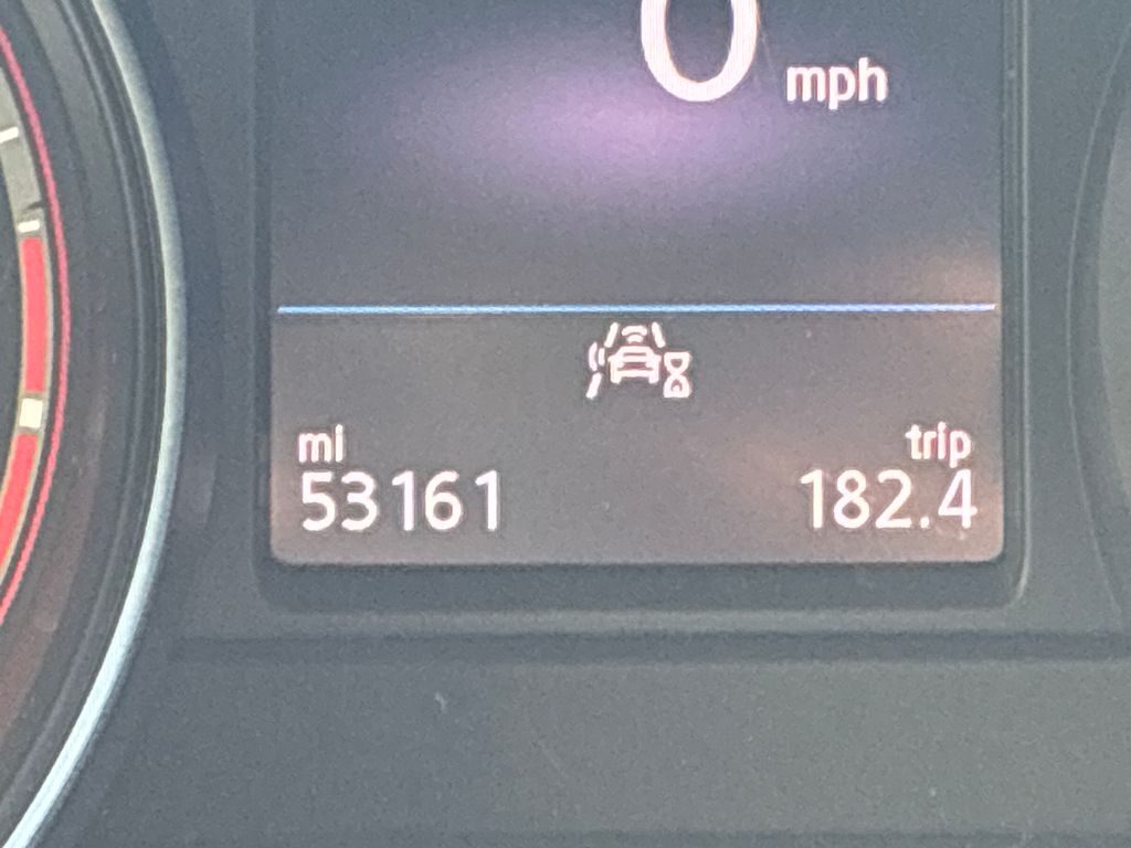 Used 2021 Gray Volkswagen 3.6L V6 SE w/Technology R-Line image 17