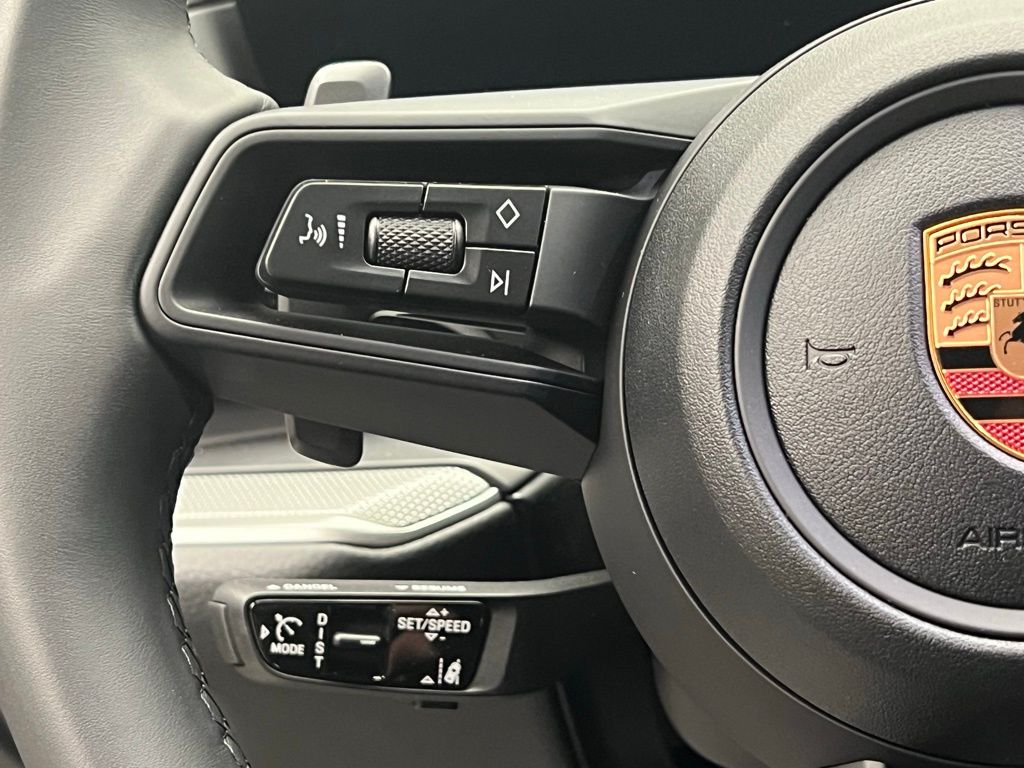 Thumbnail: 2026 Porsche Cayenne - 8