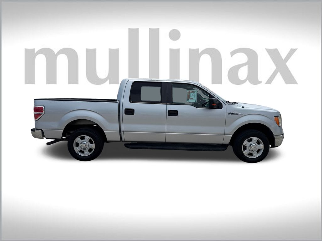2013 Ford F-150 XLT photo 2