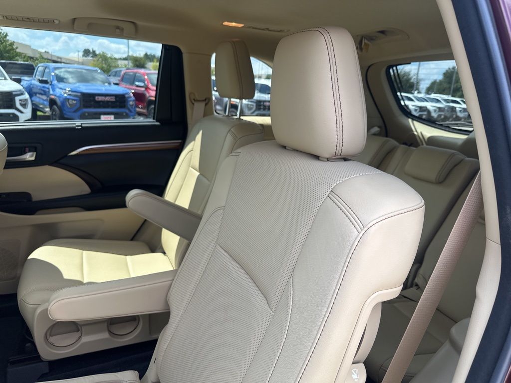 Used Car 2018 Toyota Highlander  Limited For Sale In Austin, Texas