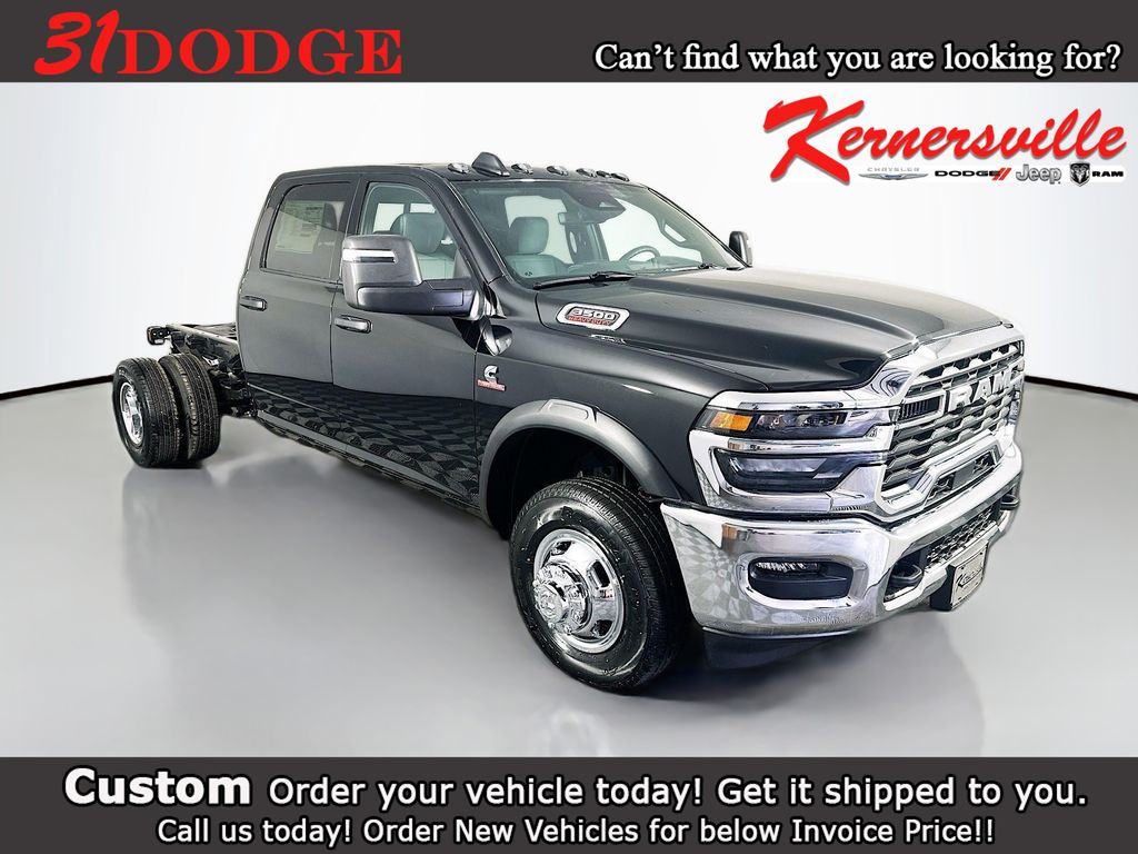 2026 RAM 3500 Chassis Tradesman Crew Cab LB DRW RWD