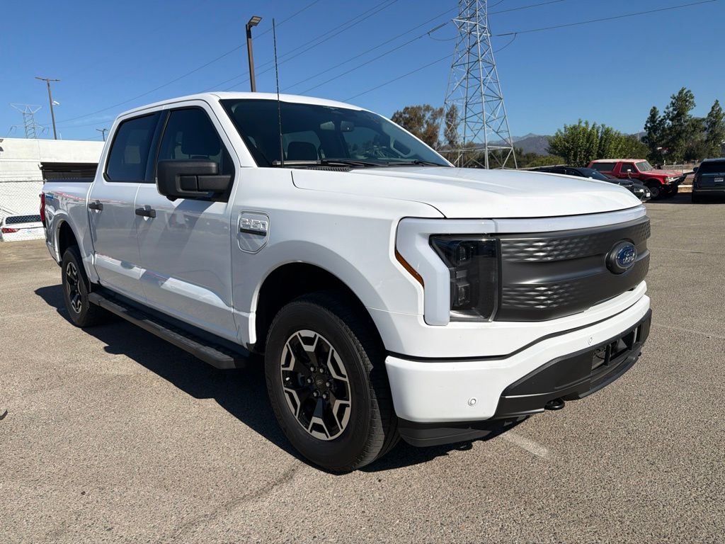 2023 Ford F-150 Lightning XLT SuperCrew AWD