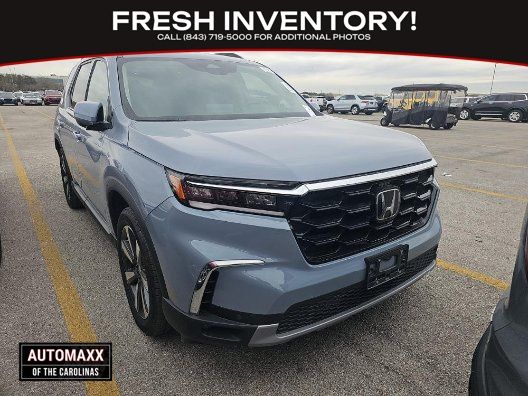 2025 Honda Pilot Touring FWD