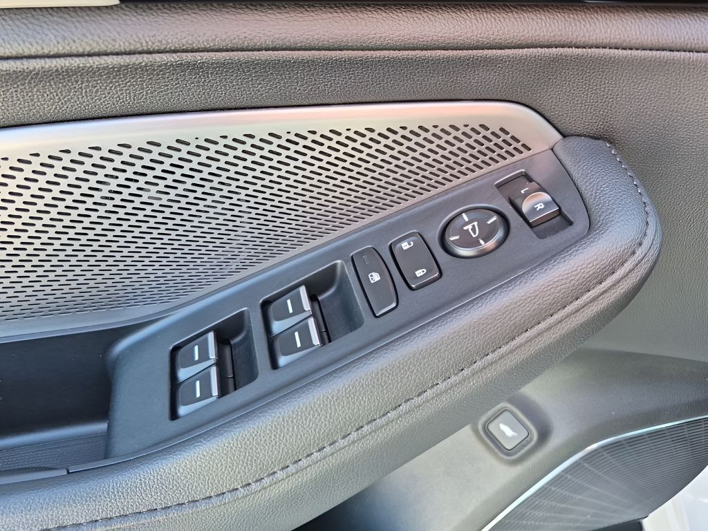 Used Car 2025 Acura Mdx  Base For Sale Under $50,000 In Austin, Texas