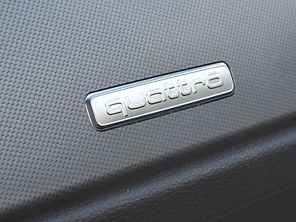 Thumbnail: 2025 Audi Q3 - 25