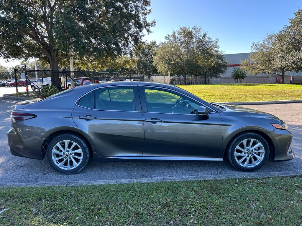 Thumbnail: 2021 Toyota Camry - 6