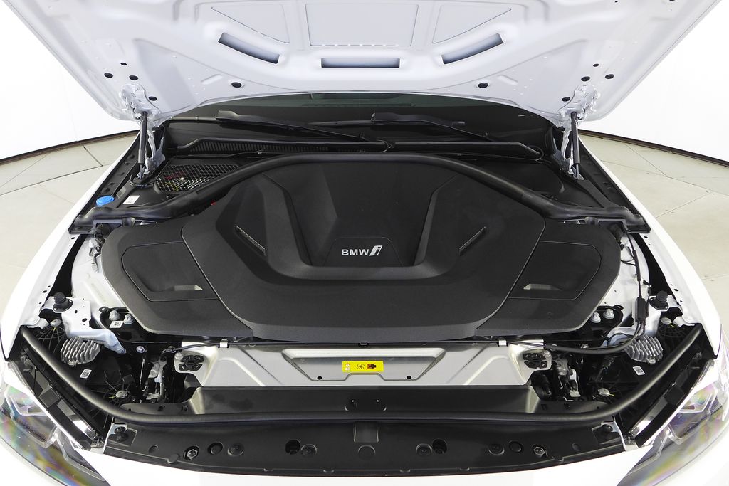 Thumbnail: 2024 BMW i4 - 6